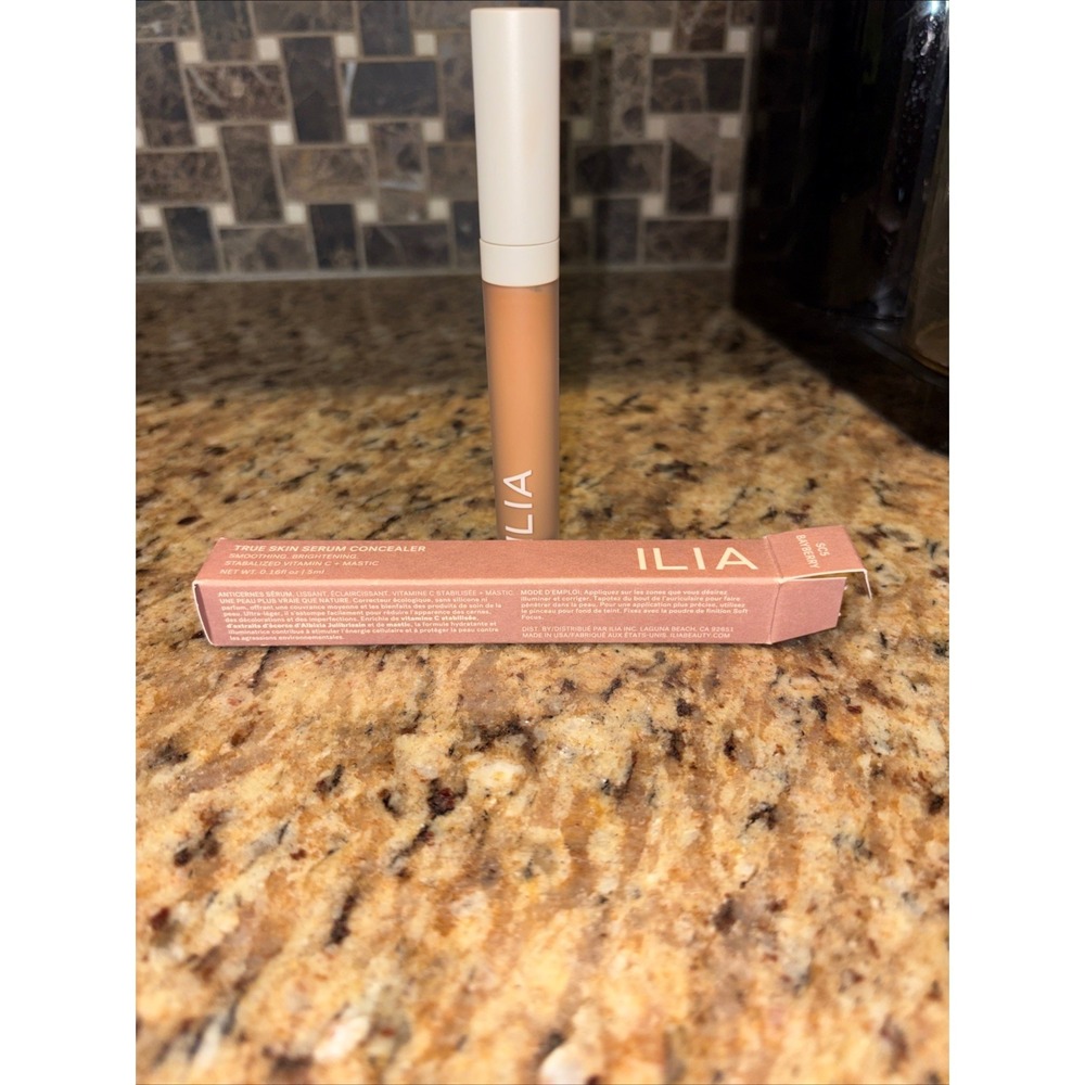ILIA True Skin Serum Concealer in SC5 BAYBERRY